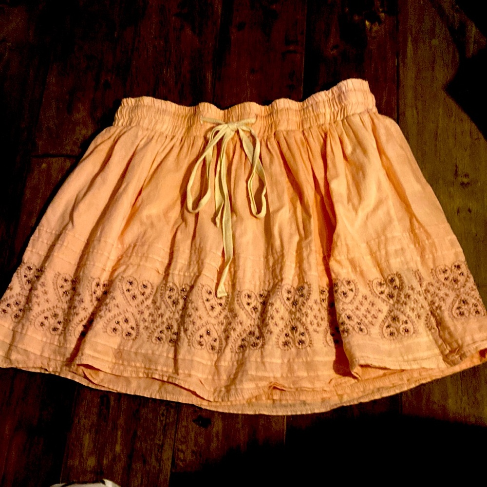Sweet and cute short skirt